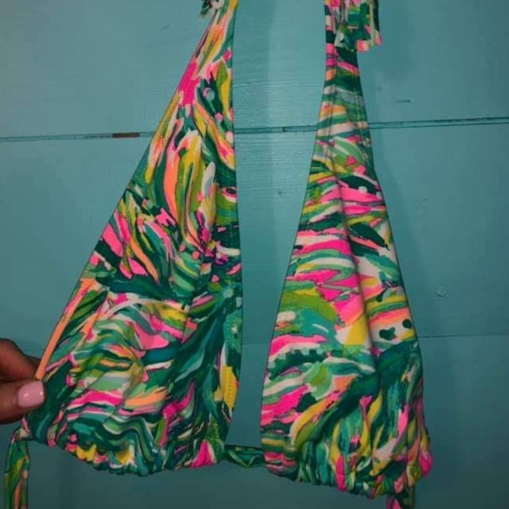 ISO bikini Lilly Pulitzer swimsuit top.